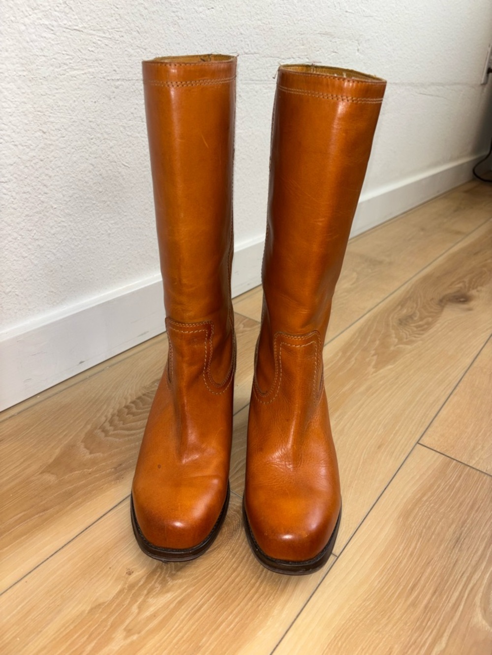 Frye Kendall Heeled Camel Mid Calf Boot Size 8.5 - Picture 4 of 8